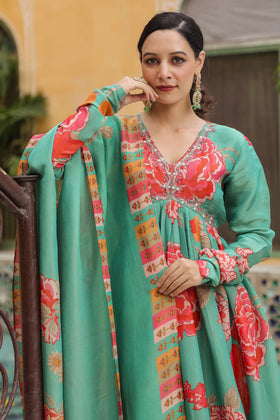 Green printed suit set in organza