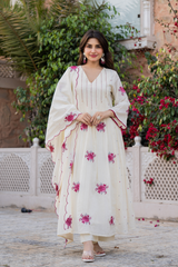 Blooming Pearl Kurta Set