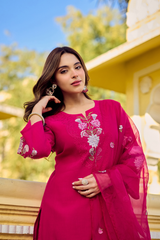 Noor Magenta Kurta Set