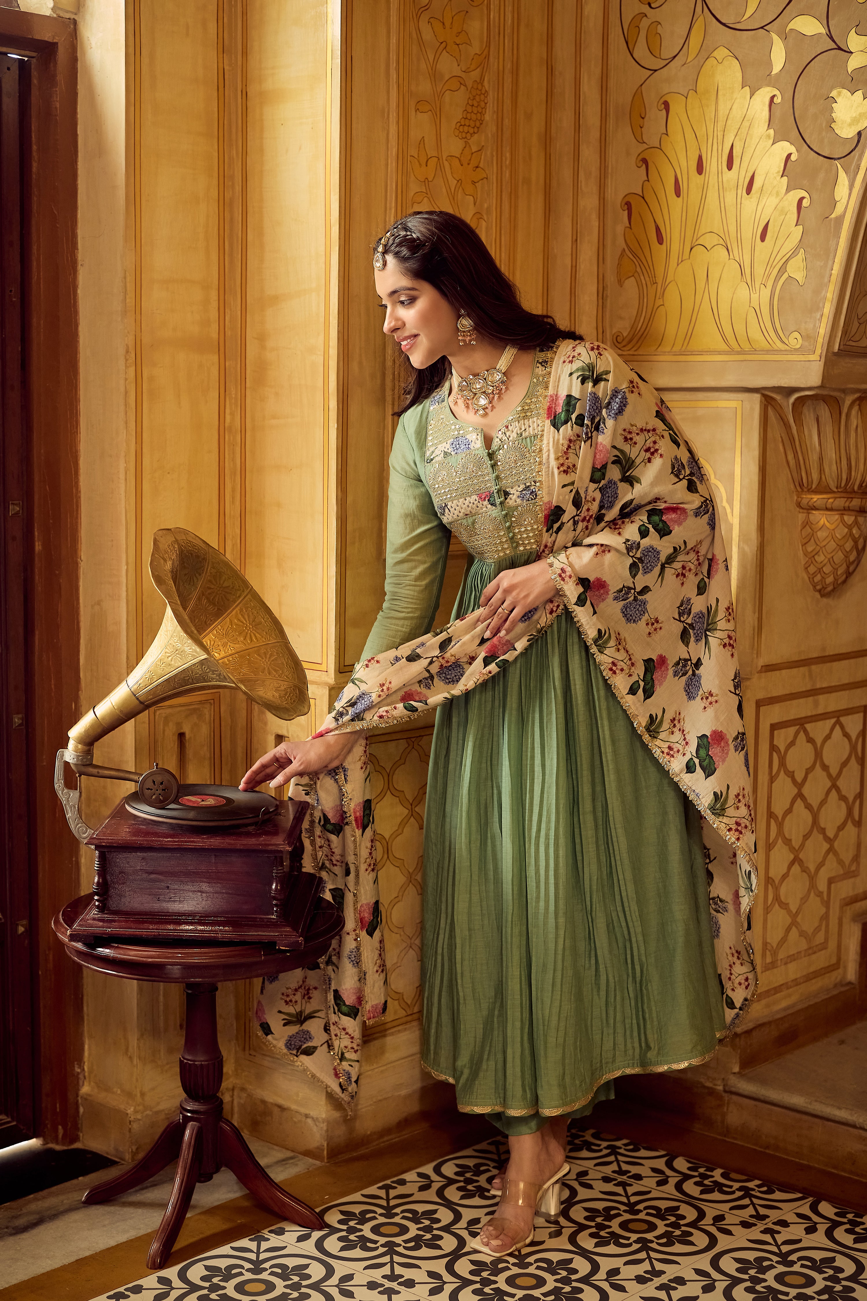 Pastel Green Chanderi Embroidered Suit Set