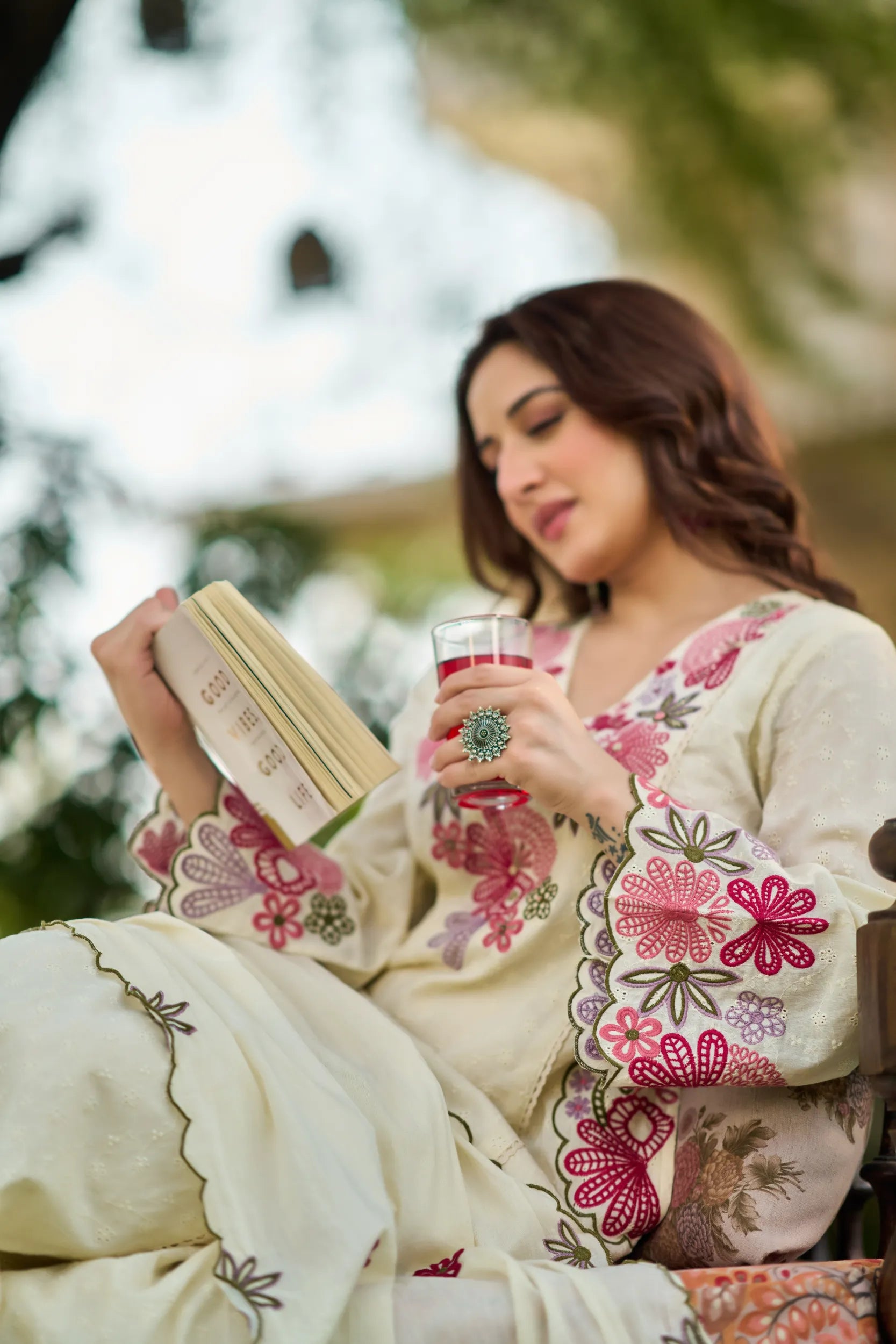 Ivory Petal Embroidered Set