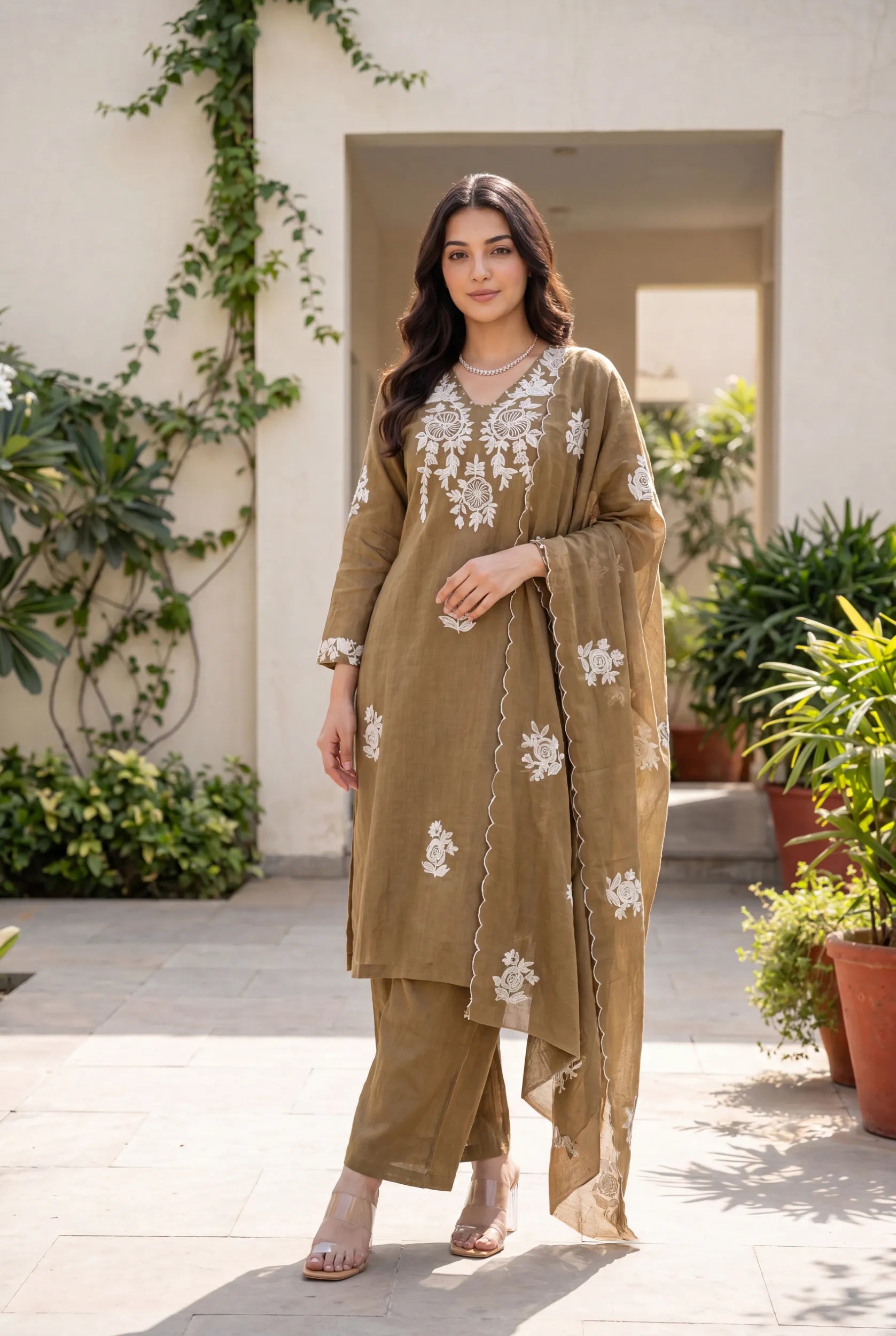 Hazel Bloom Embroidered Set