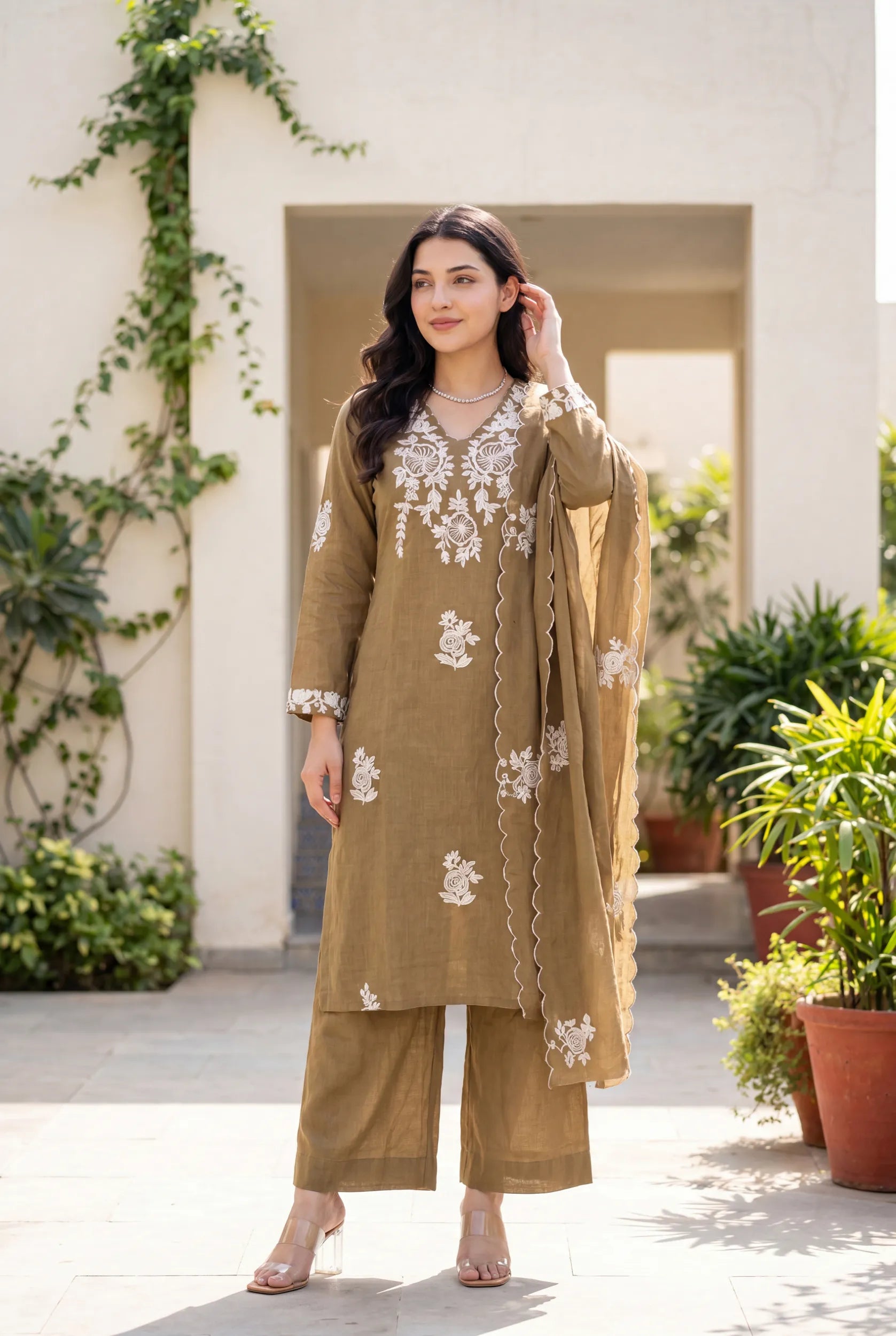 Hazel Bloom Embroidered Set