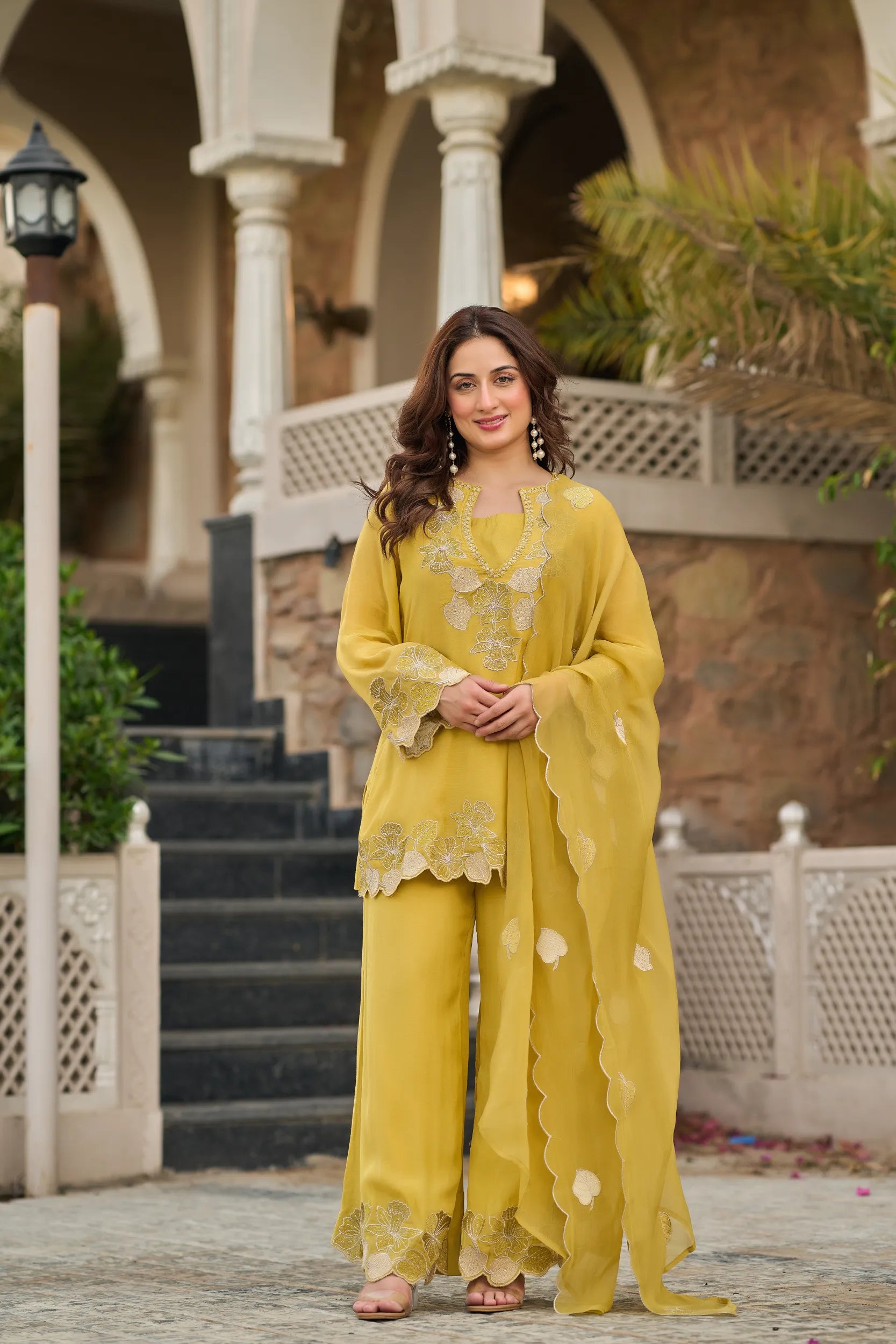 Golden Aura Kurta Set
