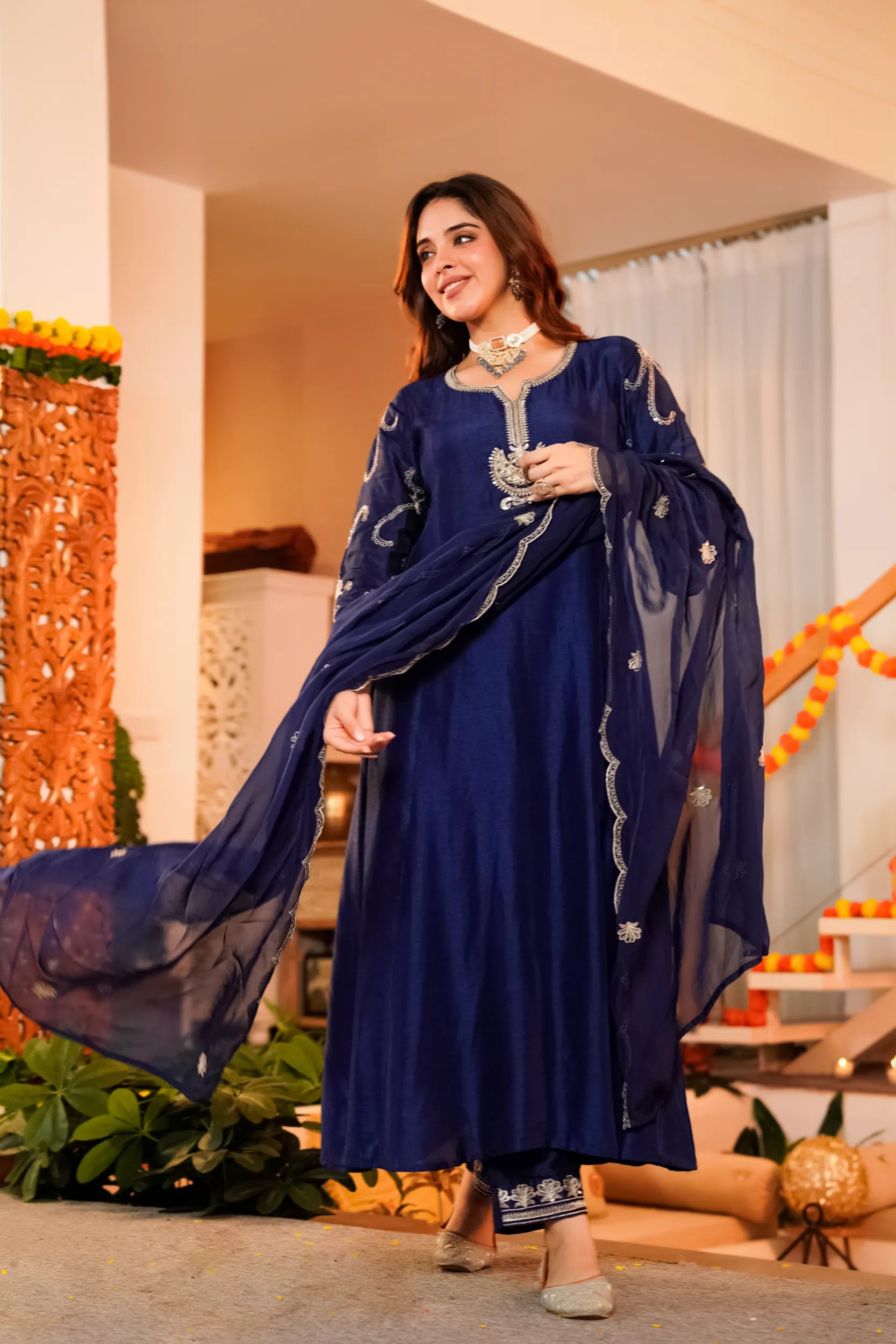 Midnight Majesty Kurta Set