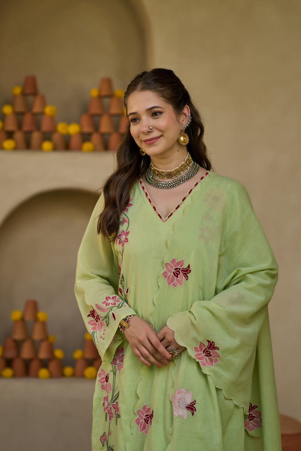 Pista Charm Suit Set