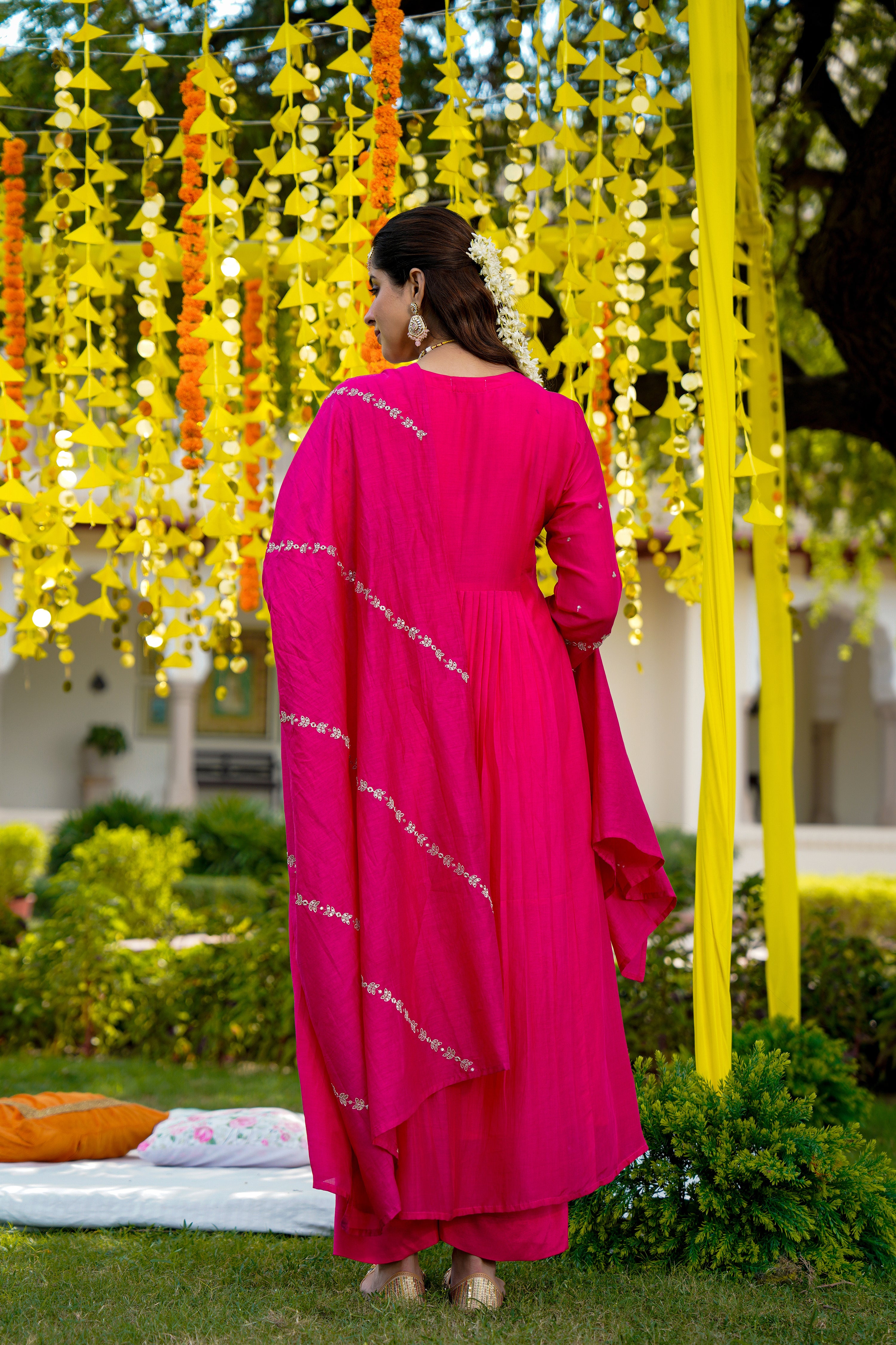 Rani Zari Pink Suit Set