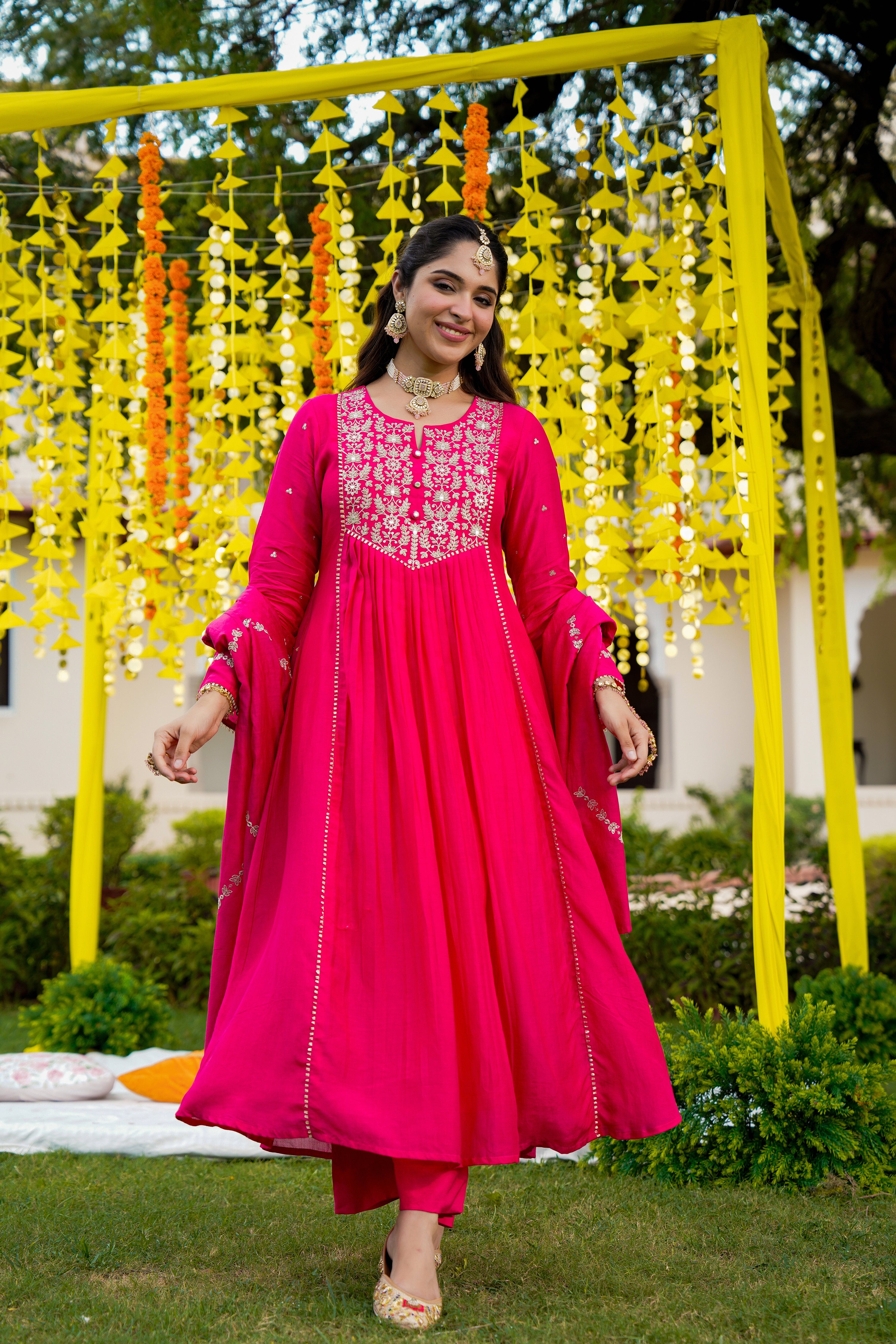 Rani Zari Pink Suit Set