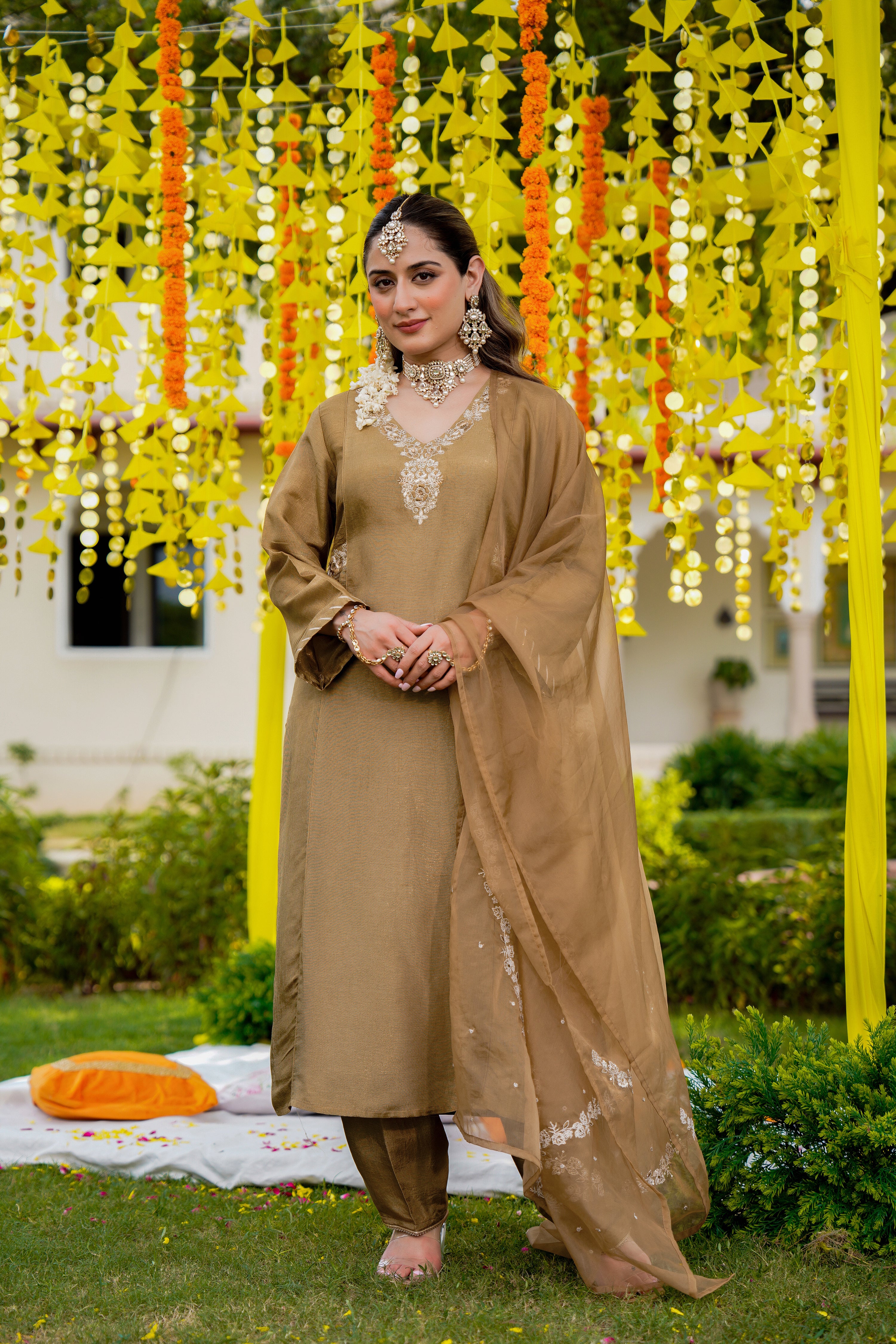 Antique Moss Gold Suit Set