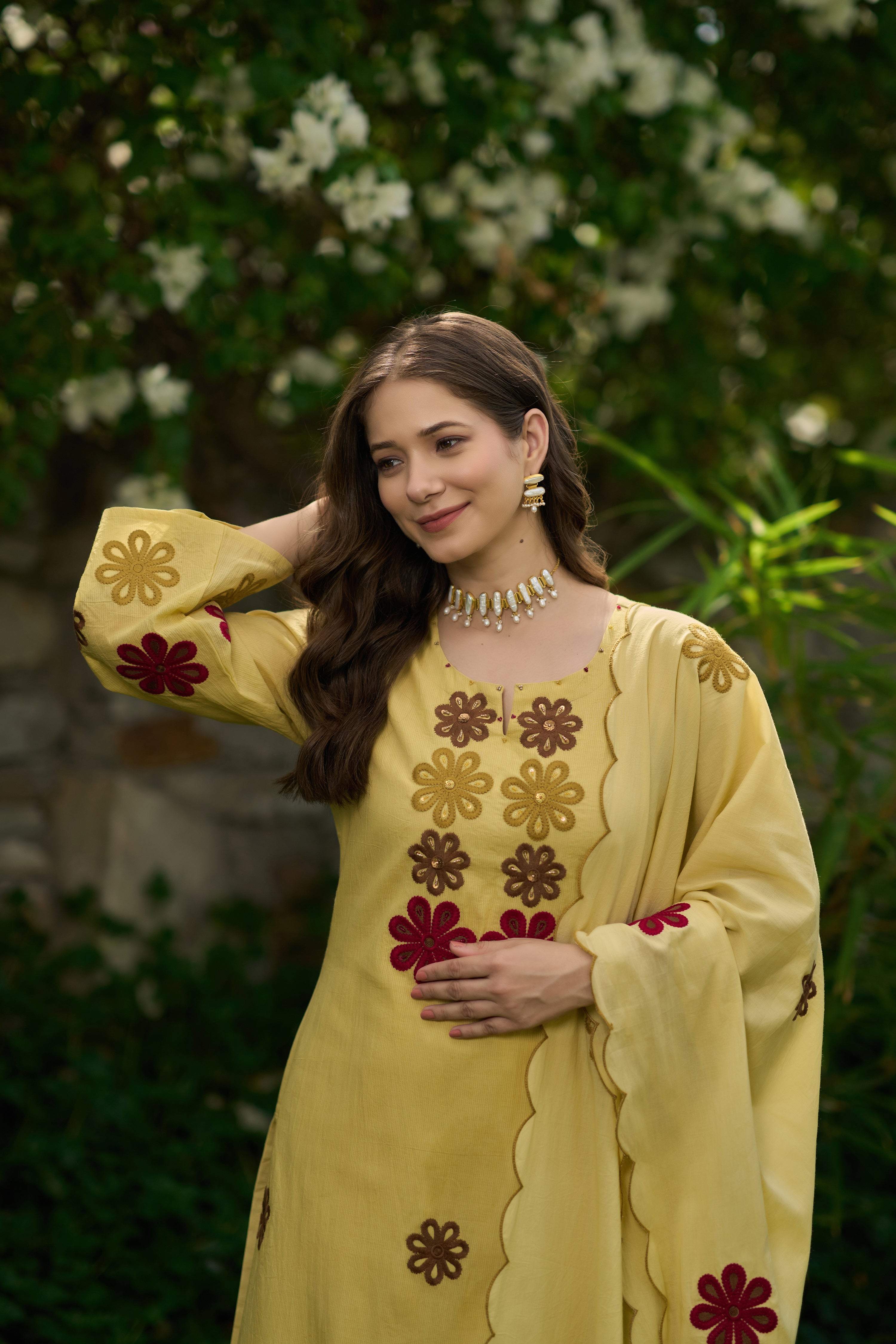 Sunflower Boom Suit Set - View 7 - Ethnic Wear by Aykaa