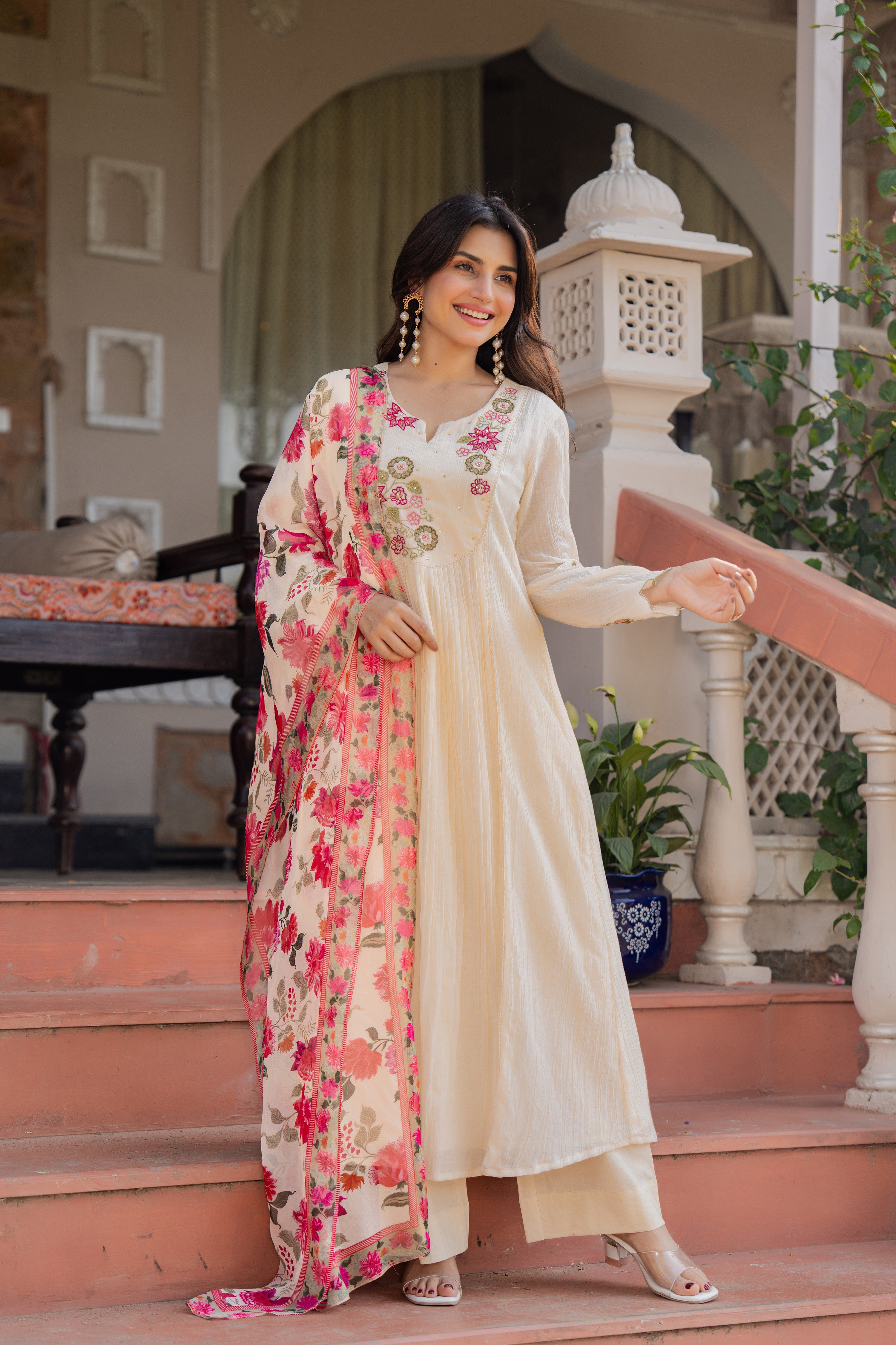 Cream Floral Elegance Suit Set