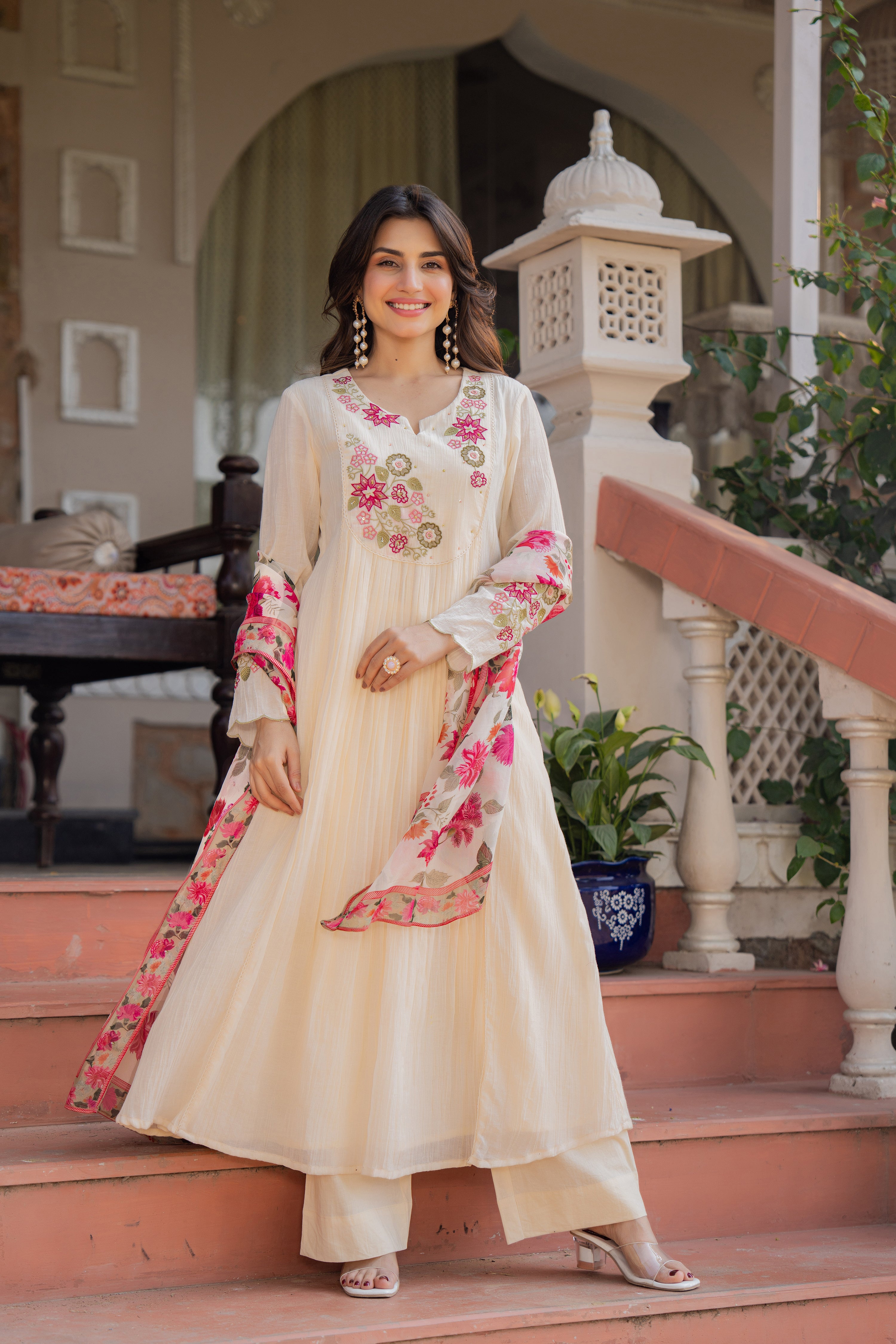 Cream Floral Elegance Suit Set