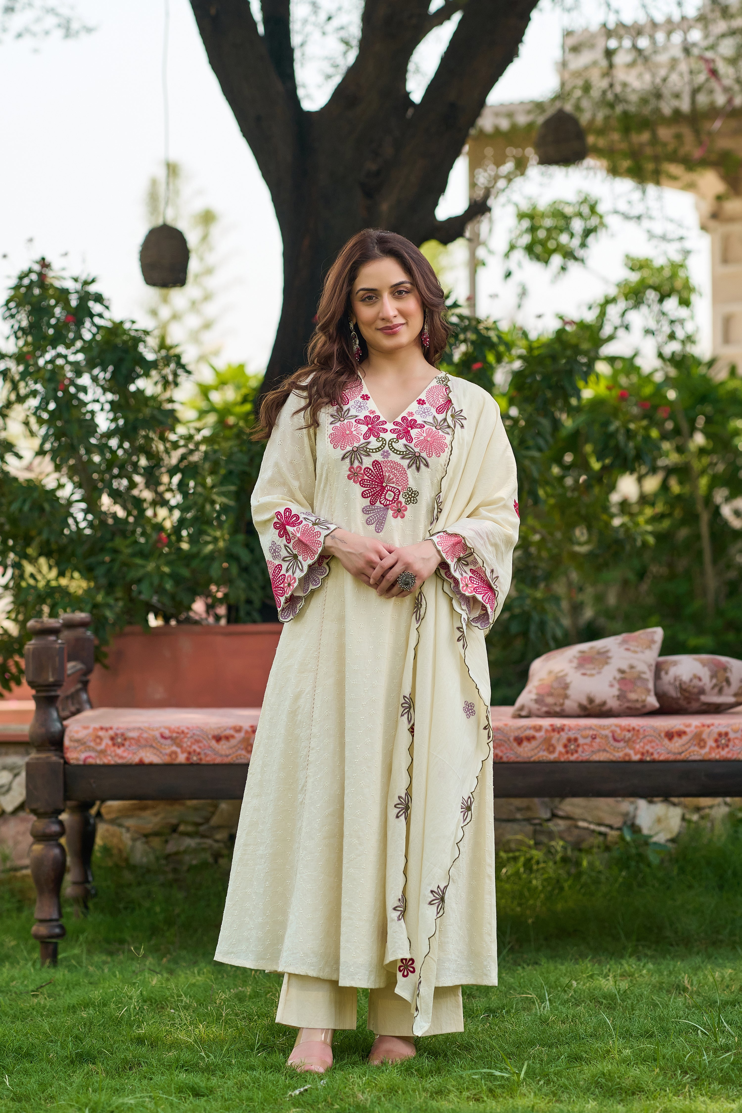 Ivory Petal Embroidered Set