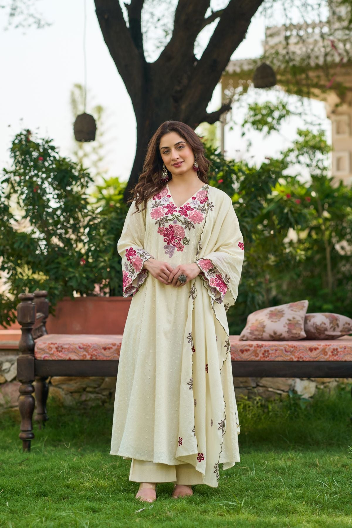Ivory Petal Embroidered Set