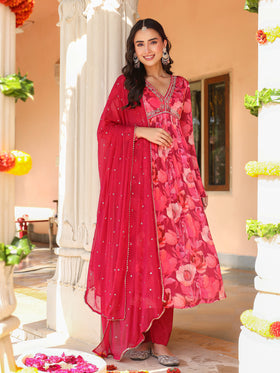 Shades Of Pink Chinnon Kurta Set