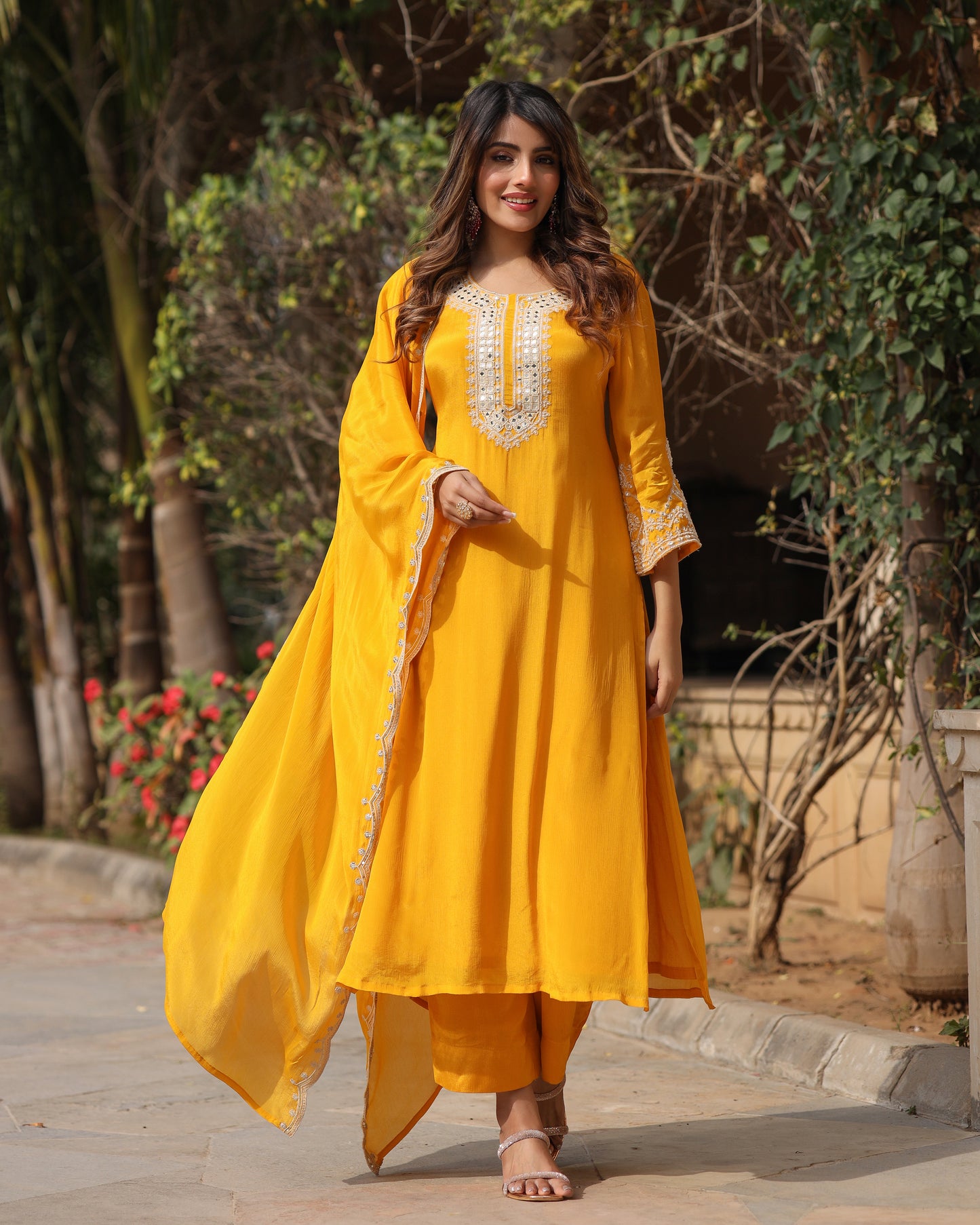 Jaune Yellow Chinnon Kurta Set