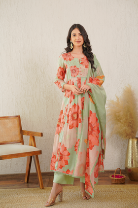 Green Shades of Tangerine Flowers