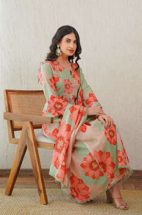 Green Shades of Tangerine Flowers