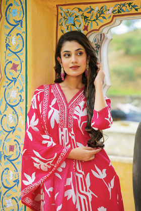 Rose Red Mulmul Kurta Set
