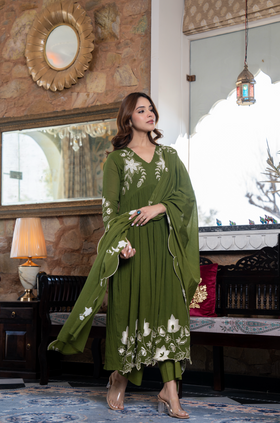 Emerald Aura Crush Cotton Suit Set