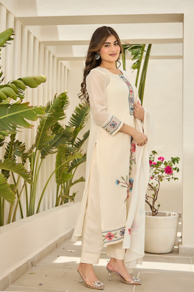 Pearl Essence Mul Chanderi Suit Set