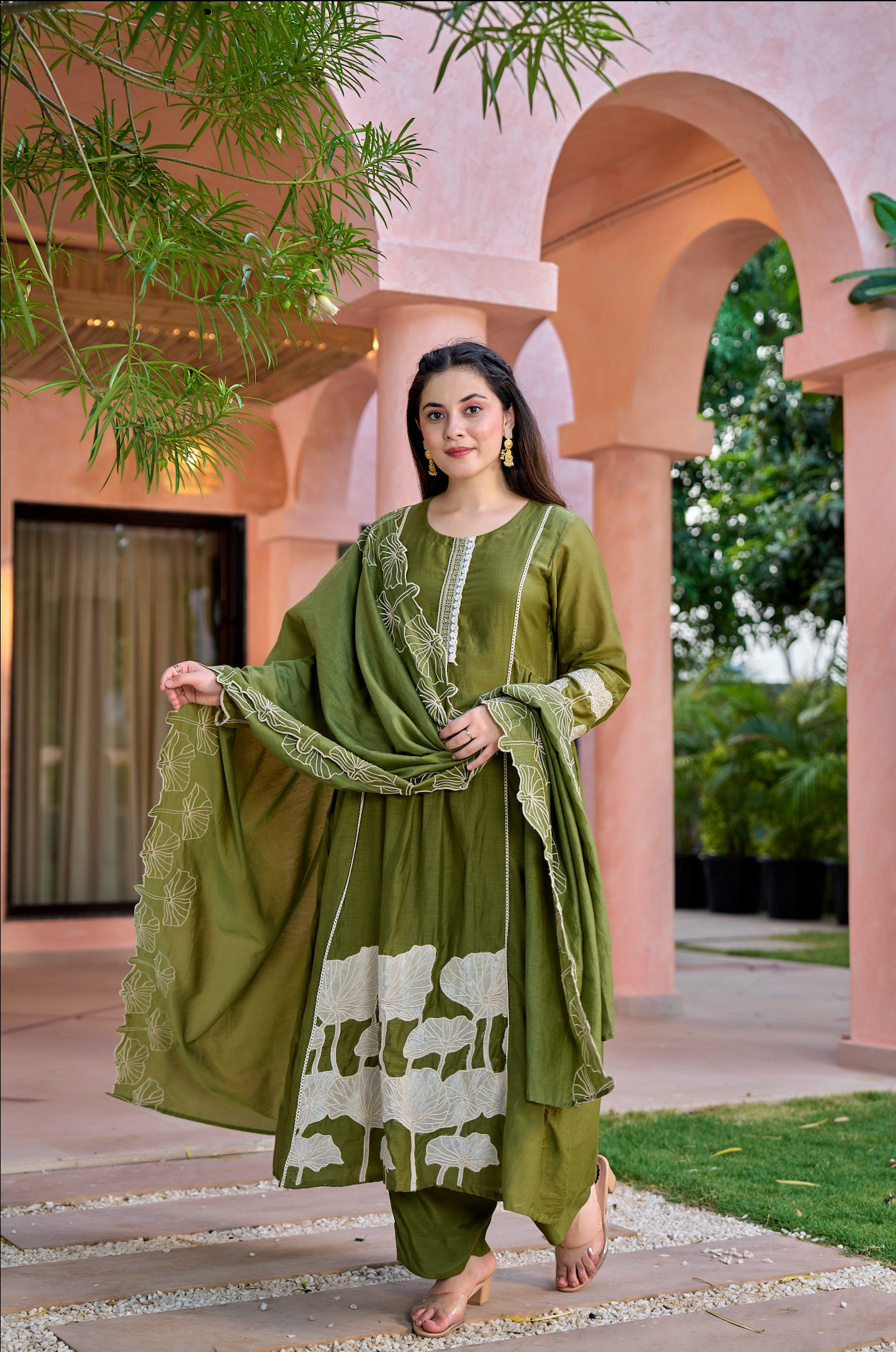 Leafy Lush Suit Set