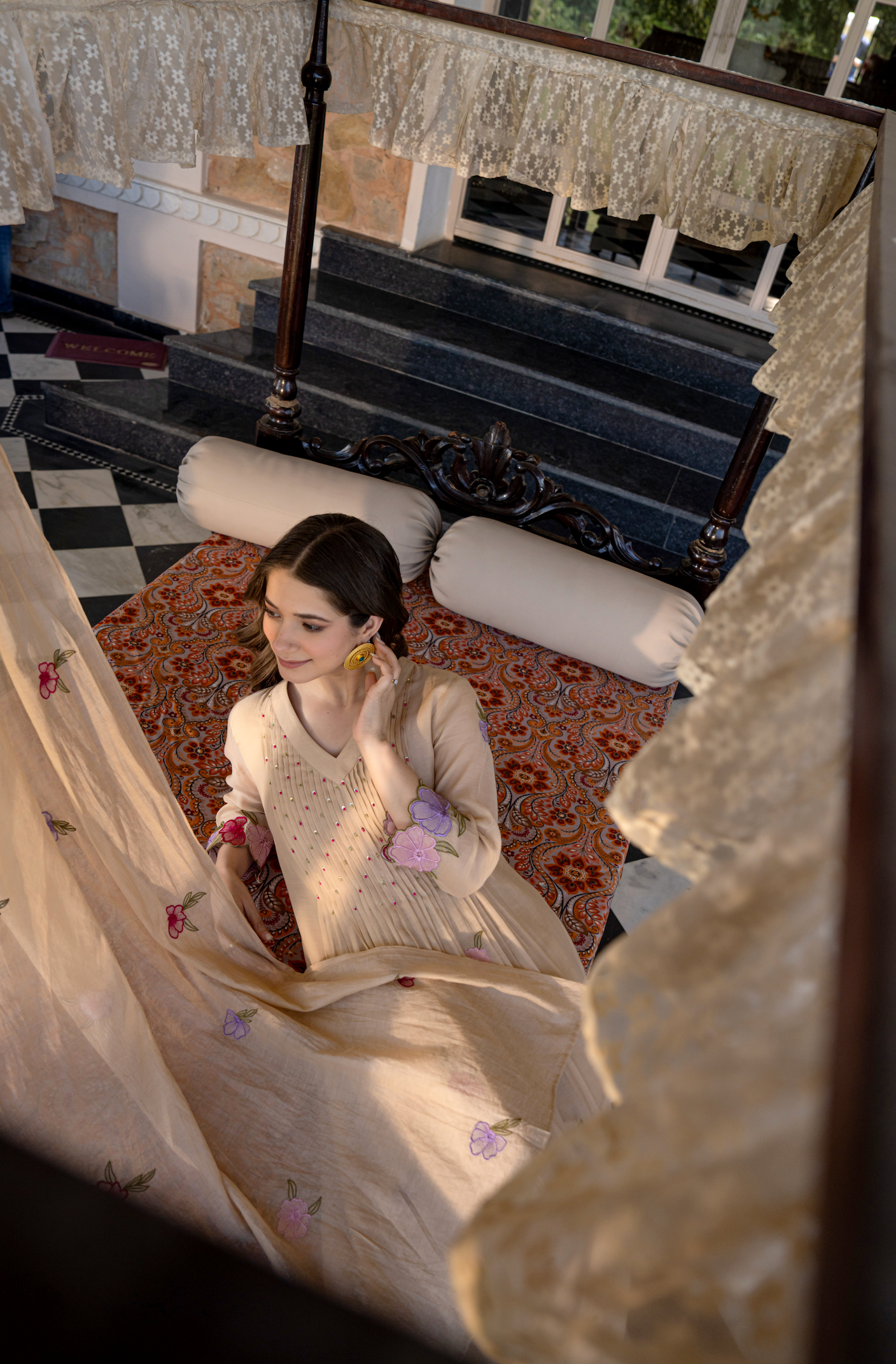 Sandstone Graceful Suit Set