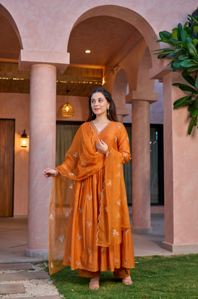 Amber Dusk Mul Chanderi Suit Set