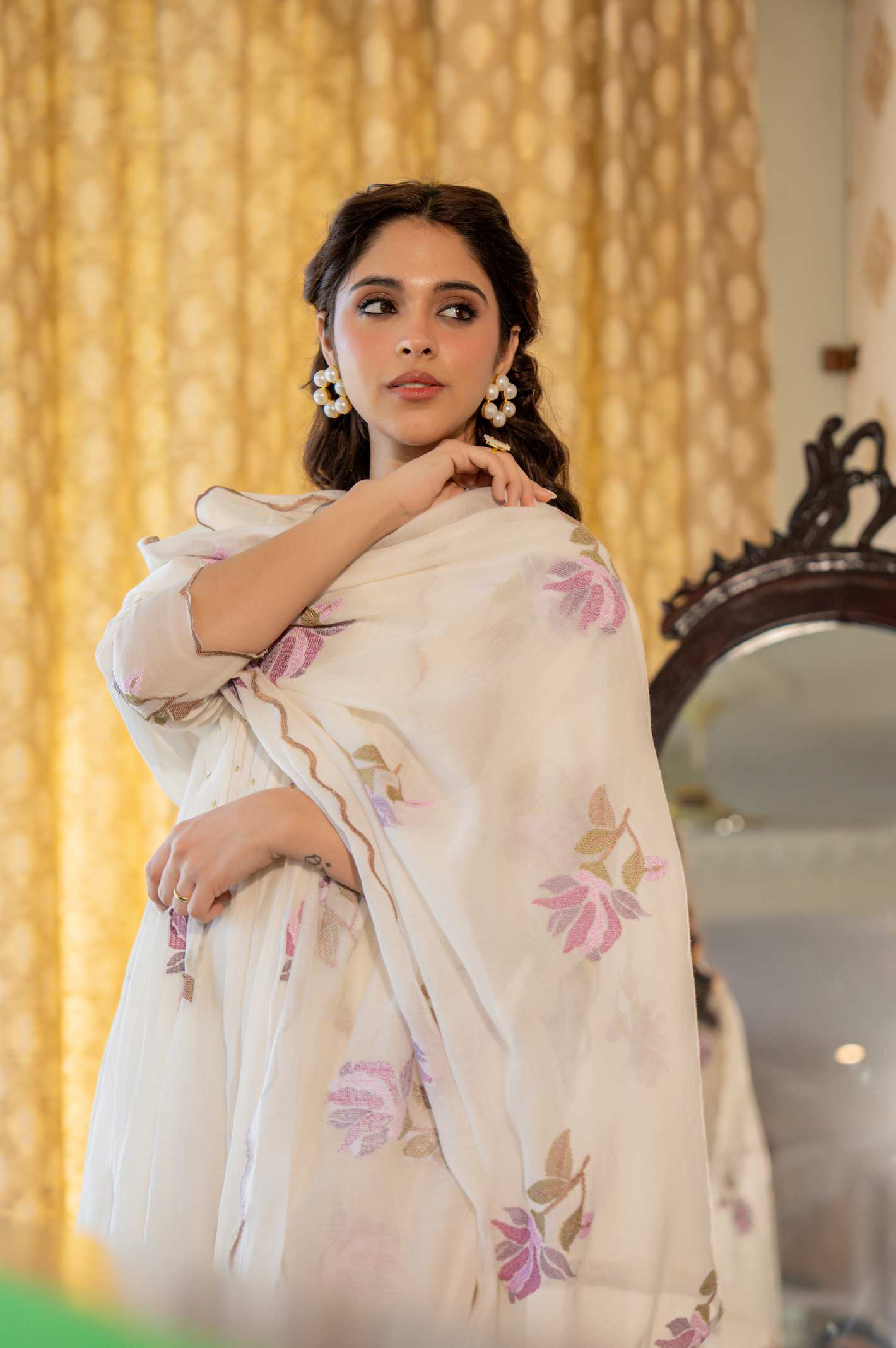 White Muse Mul Chanderi Suit Set