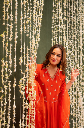 Amber Vistara Crush Chanderi Suit Set