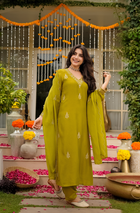 Olive Bloom Pure Russian Silk Suit Set