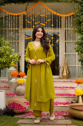 Olive Bloom Pure Russian Silk Suit Set