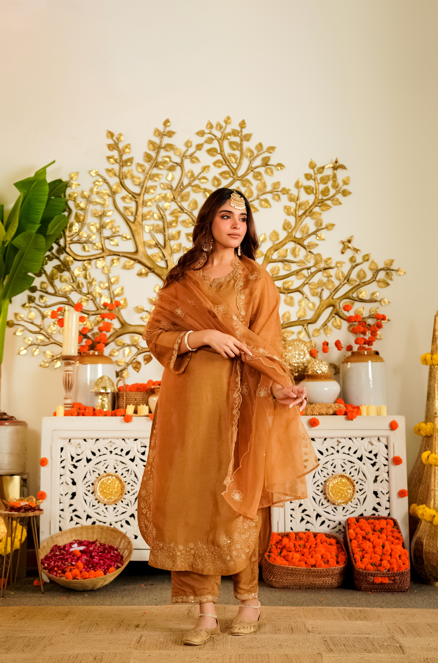 Golden Tranquil Russian Silk Suit Set