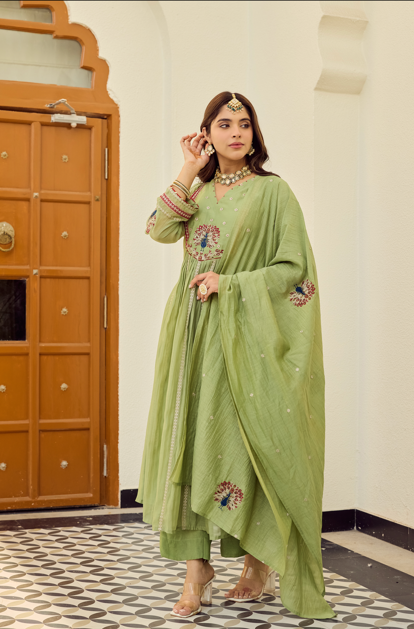 Pista Grace Embroidered Suit Set