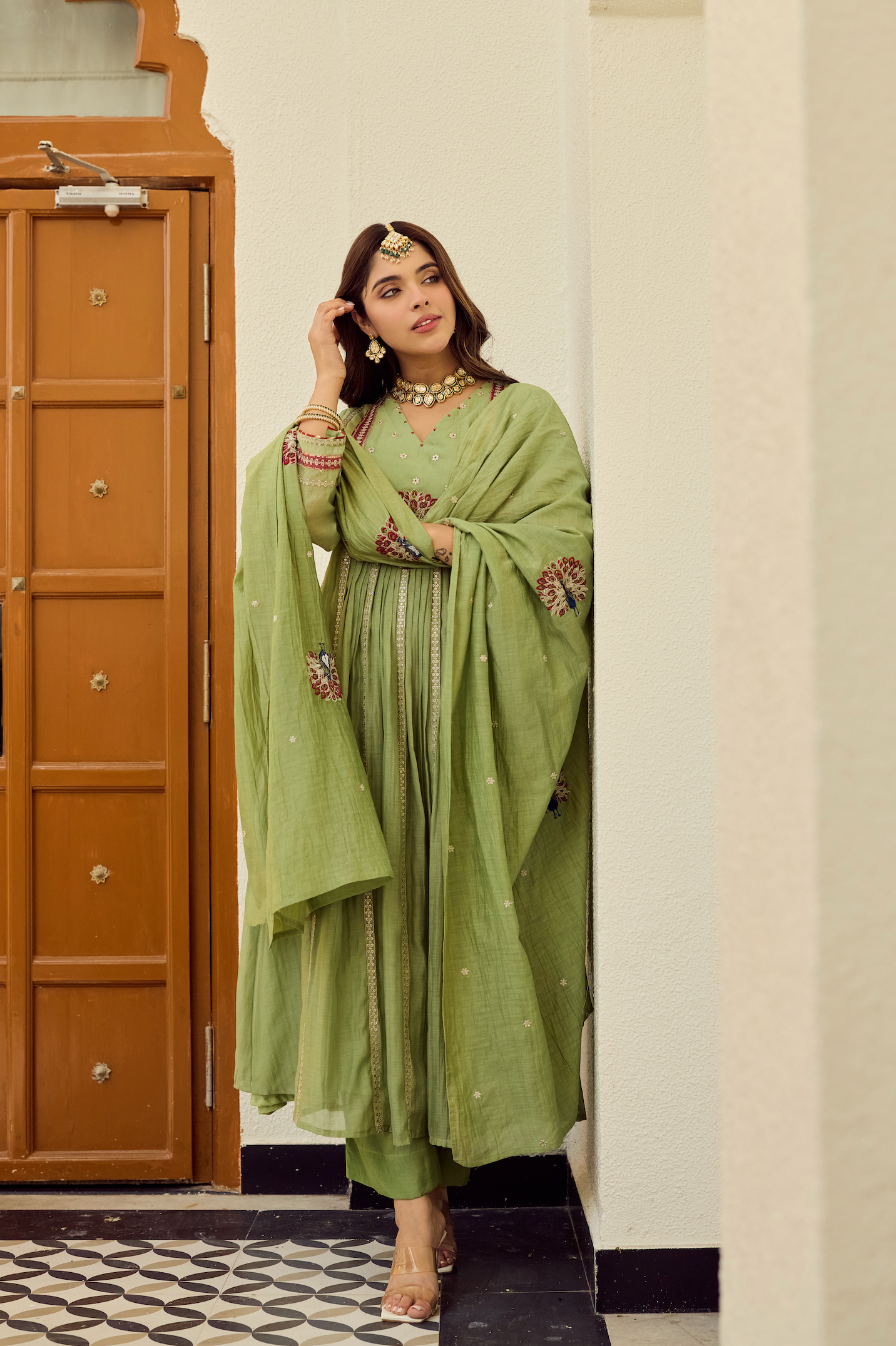 Pista Grace Embroidered Suit Set
