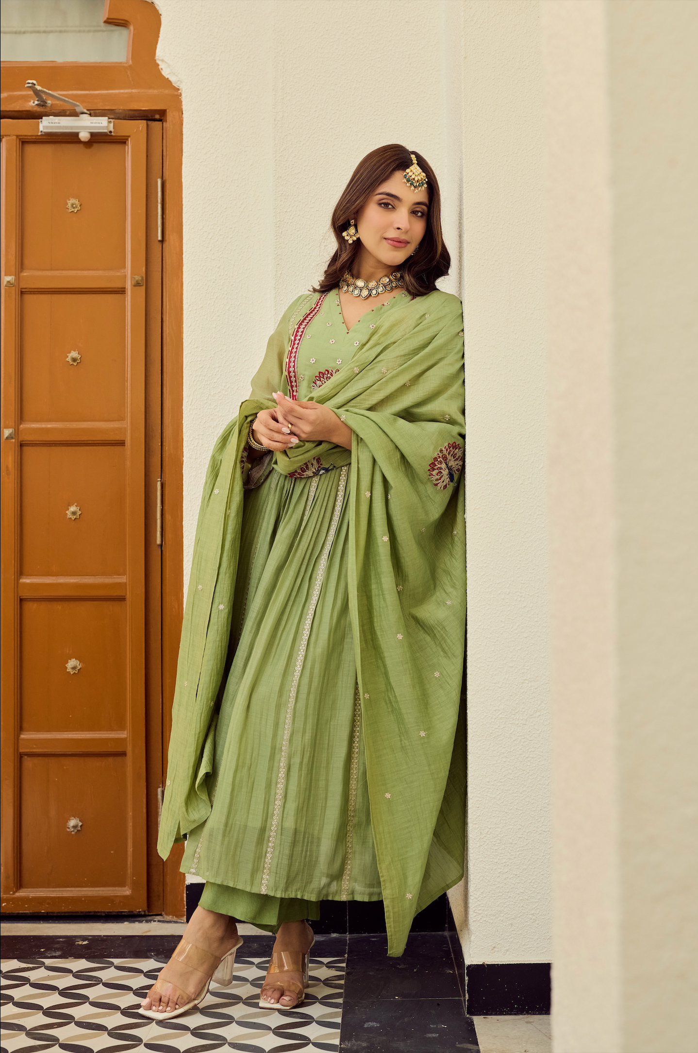 Pista Grace Embroidered Suit Set