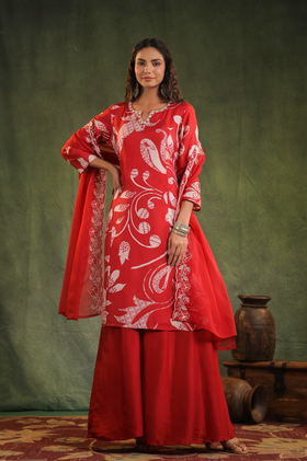 Scarlet Red Chinnon kurti Set