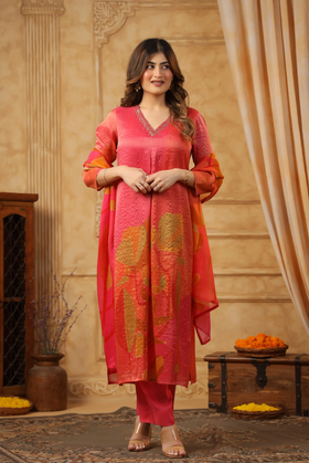 Shades of Persian Red Suit Set