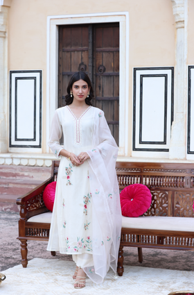 Elegant White A-Line Suit Set