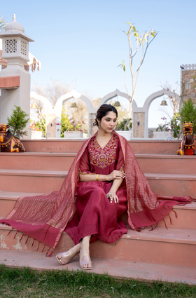 Rosewood Luxe Chanderi Suit Set