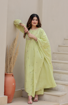 Pista Bloom Mulmul Suit Set