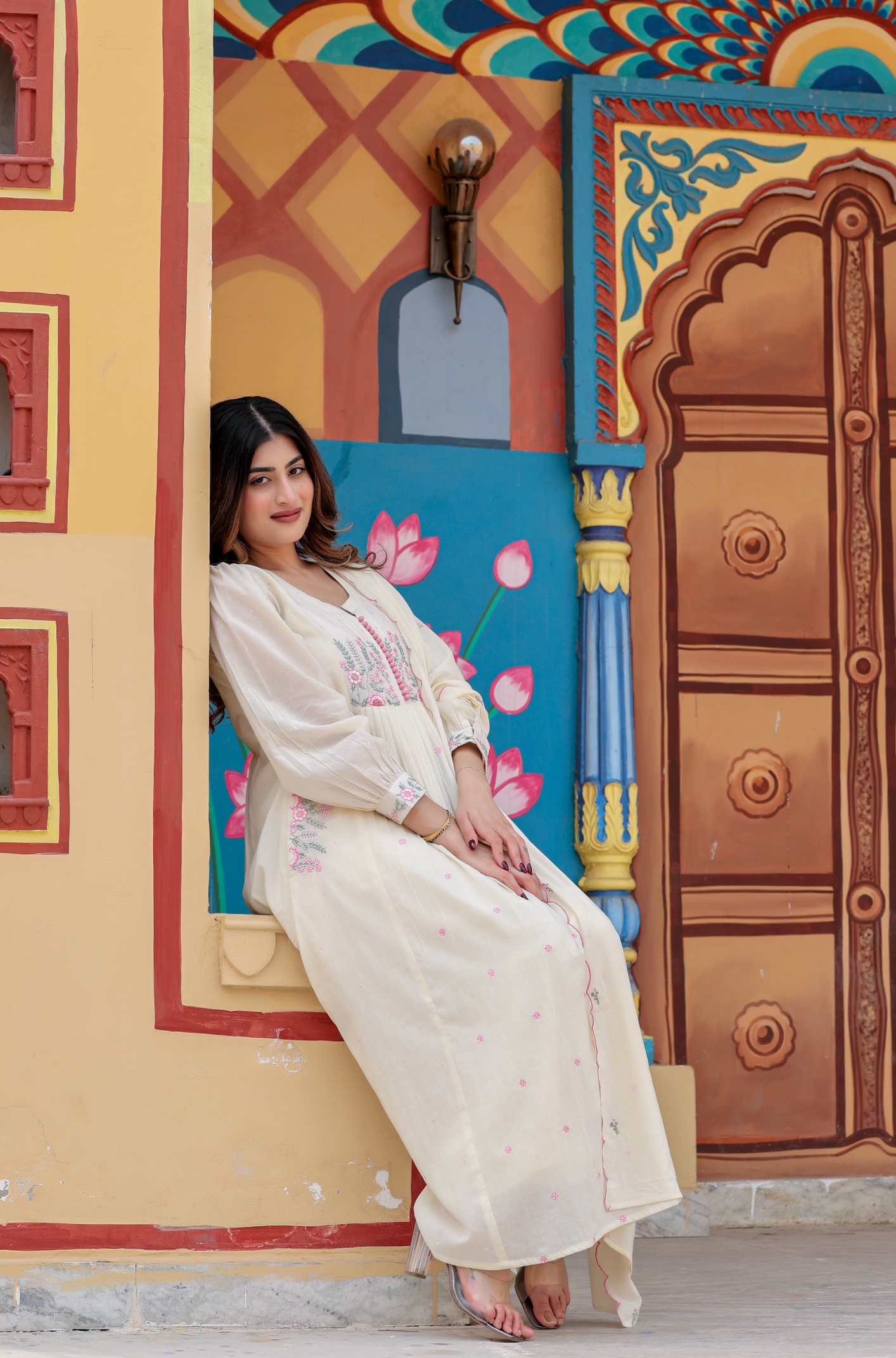 Pearl Glow Mulmul Suit Set