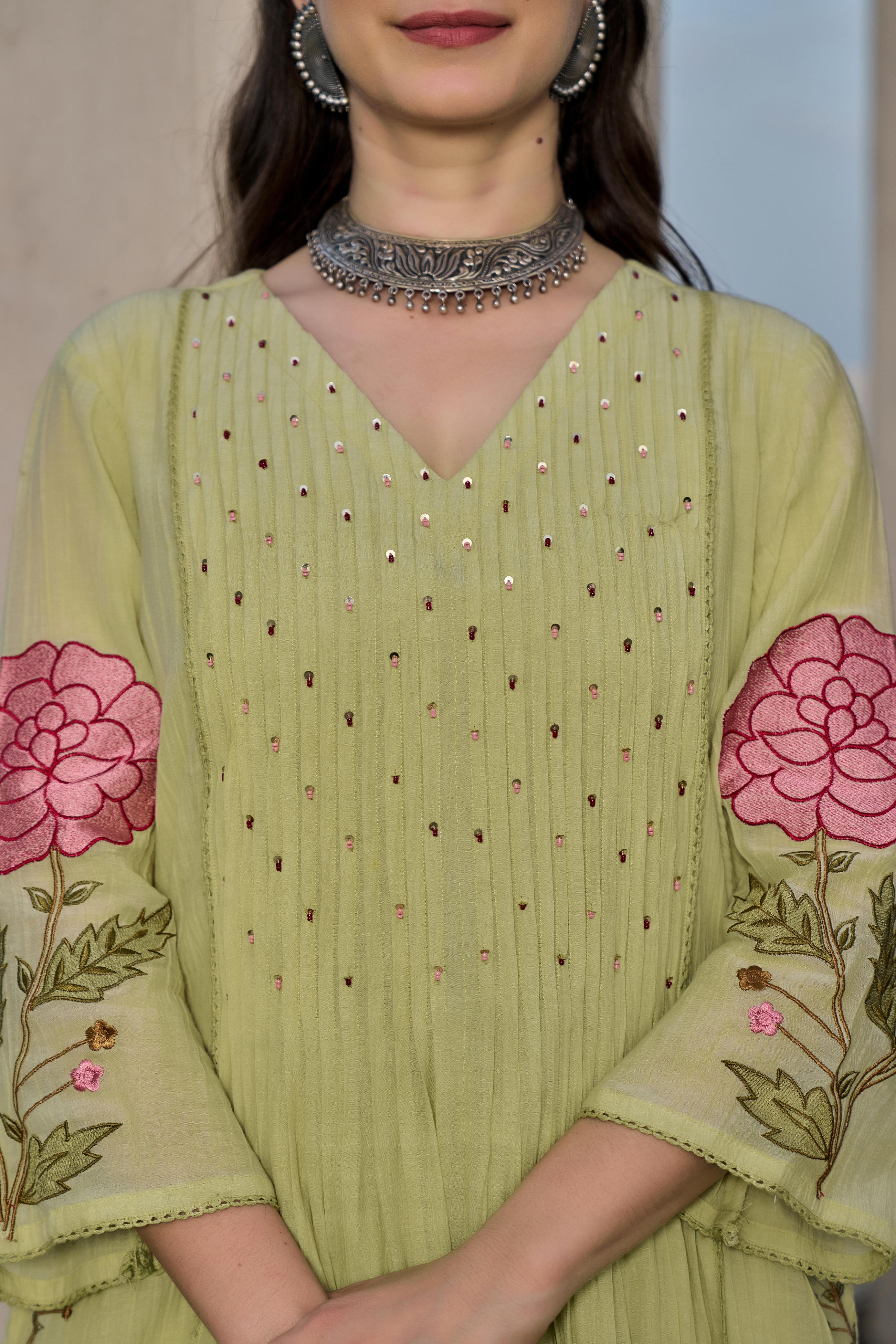 Rose Charm Suit Set