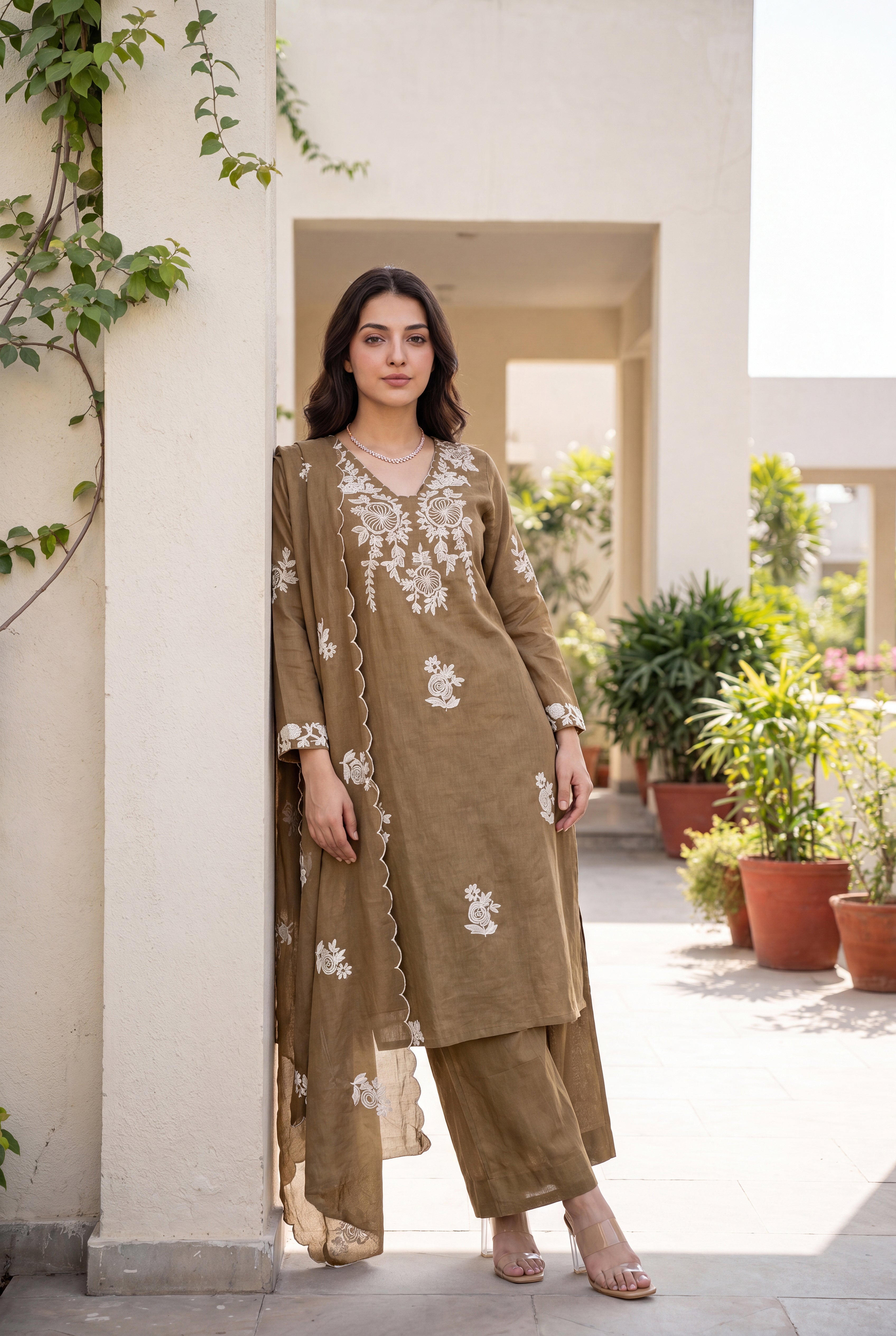 Hazel Bloom Embroidered Set