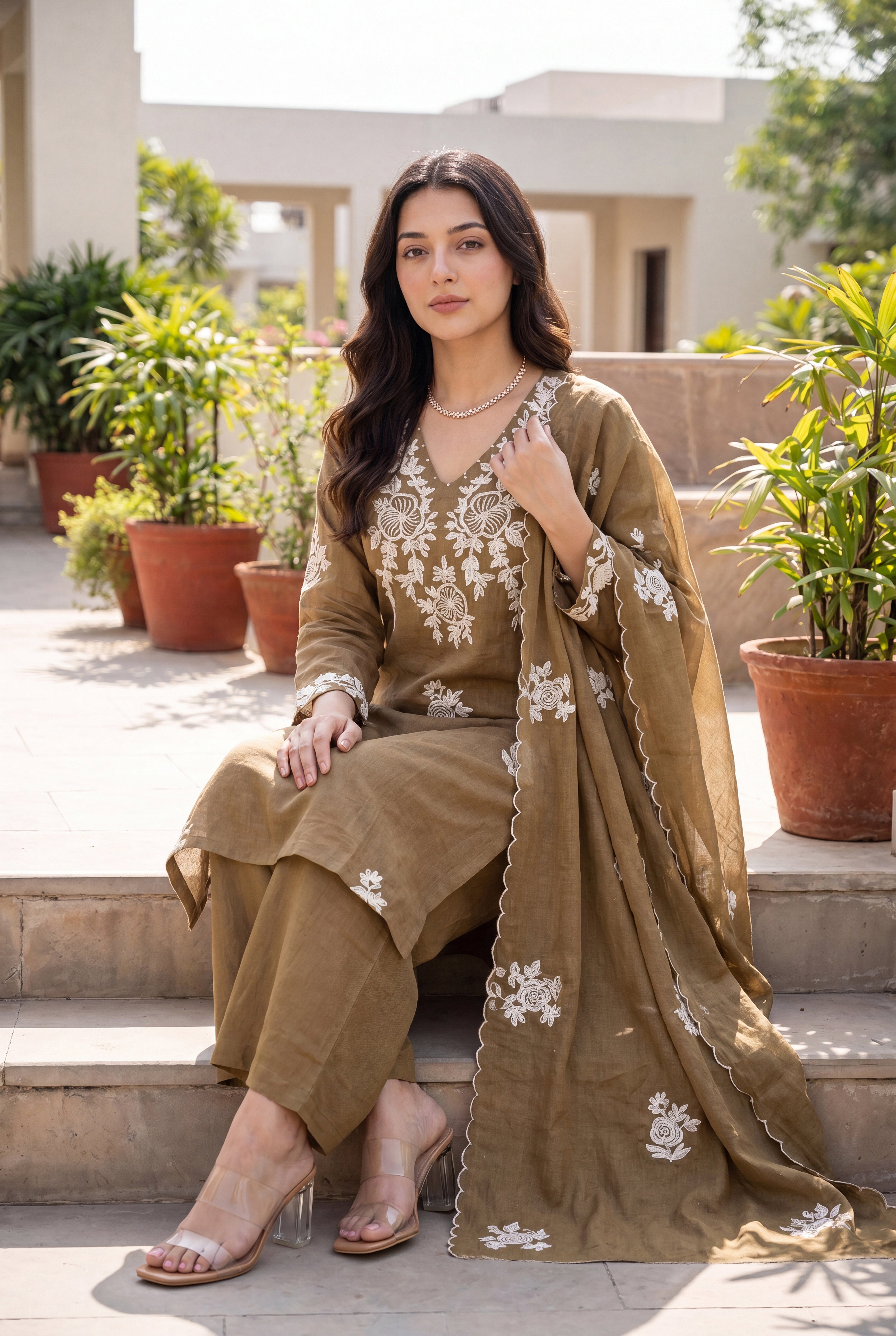 Hazel Bloom Embroidered Set