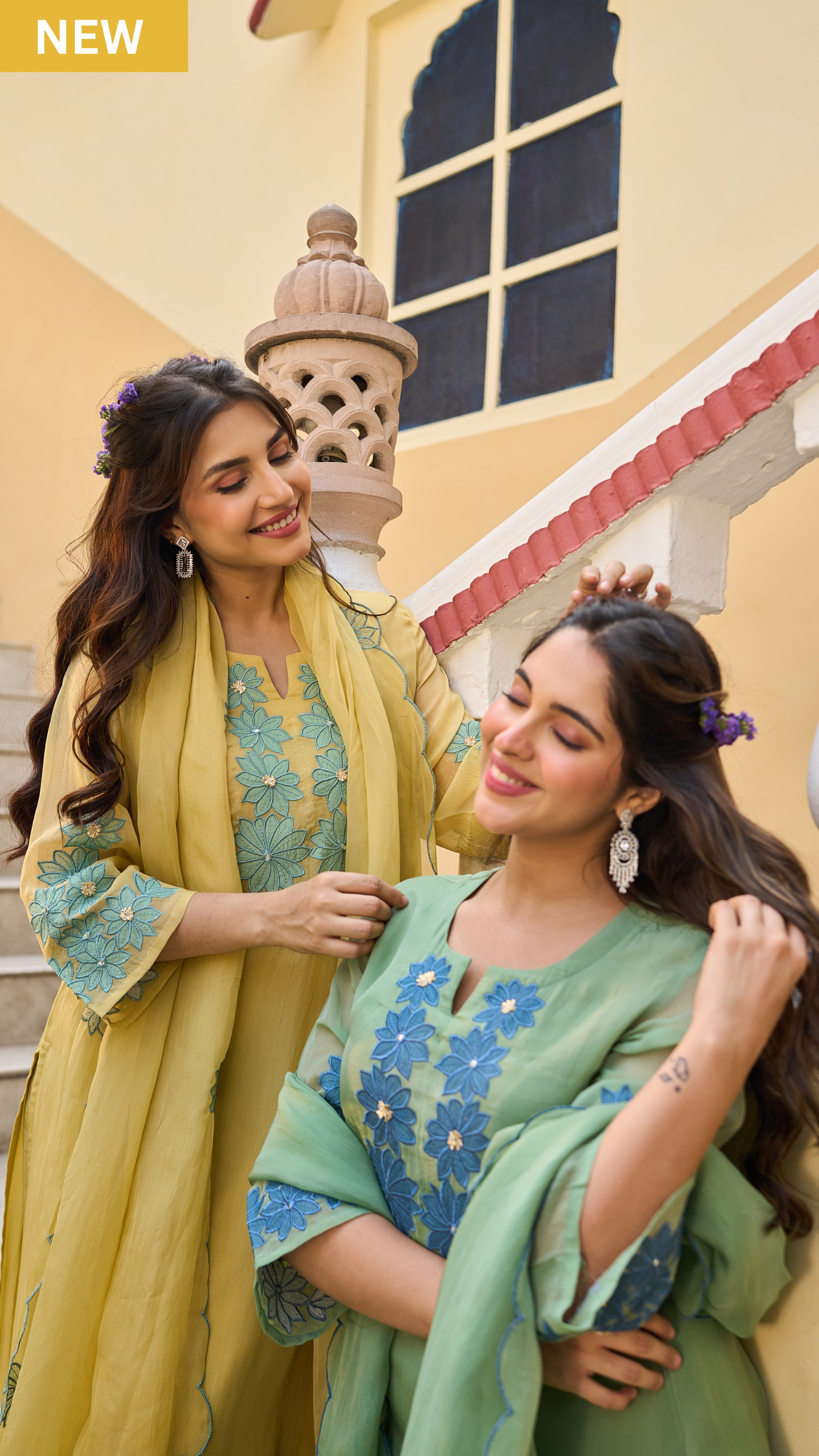 Royal Daisy Bloom Suit Set