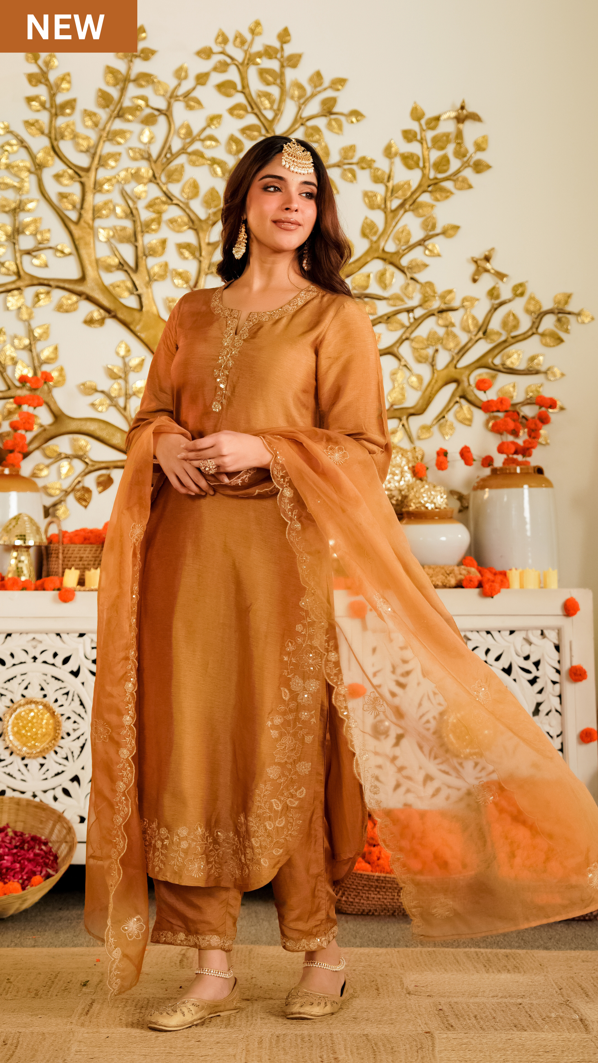 Golden Tranquil Russian Silk Suit Set