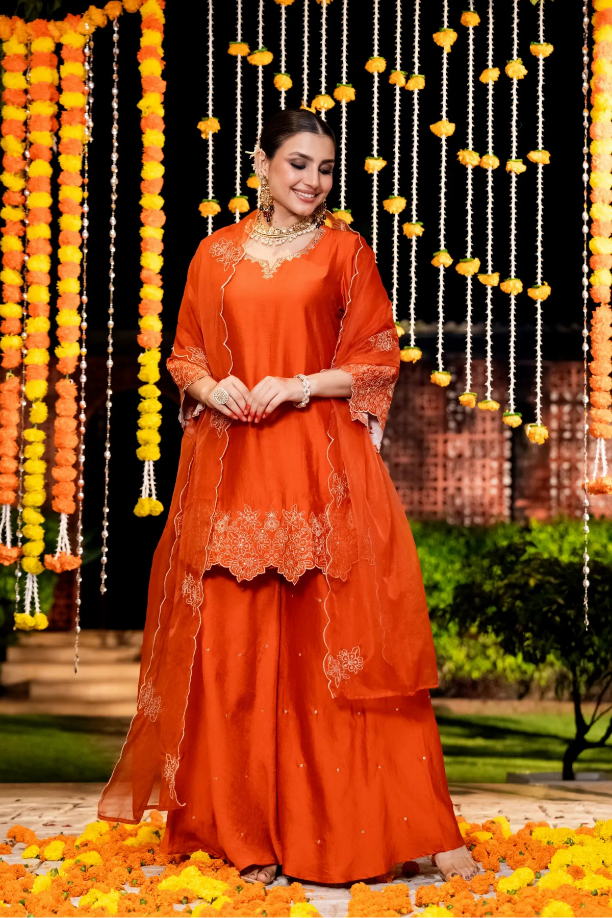 Amber Aura Kurta Suit
