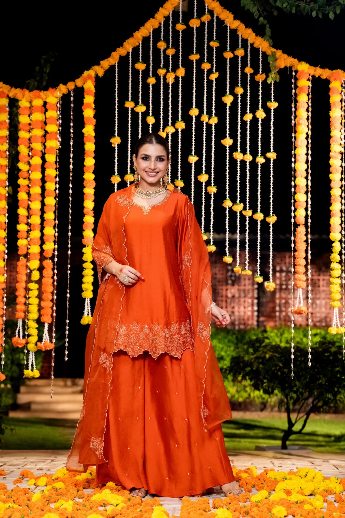 Amber Aura Kurta Suit
