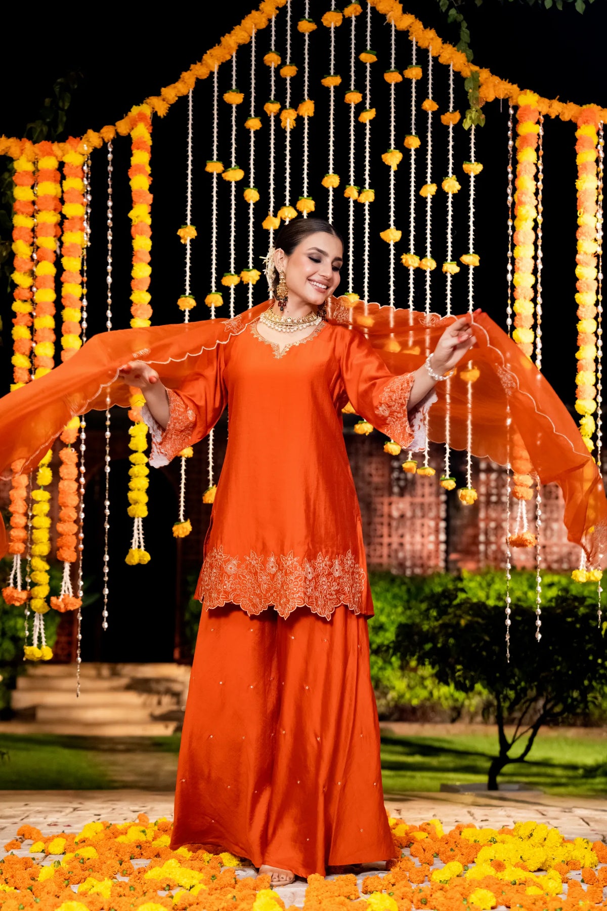 Amber Aura Kurta Suit